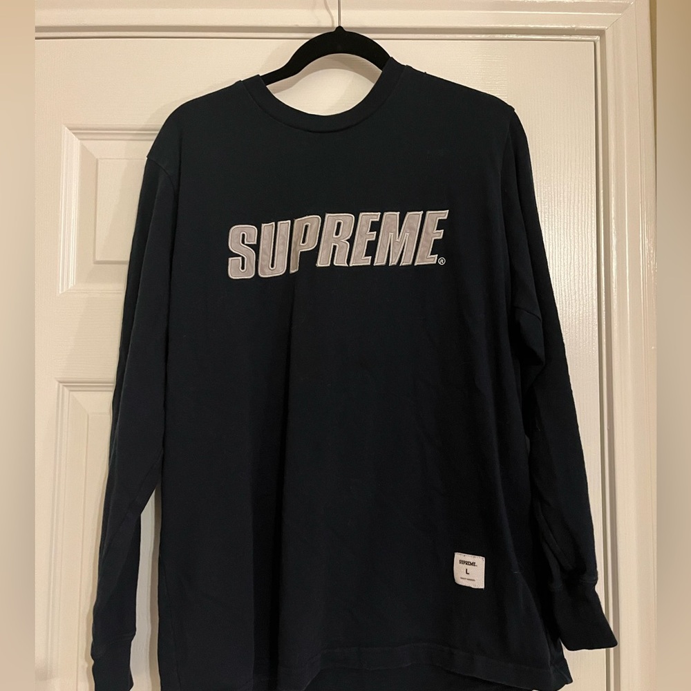 Supreme Long Sleeve Top / Crewneck